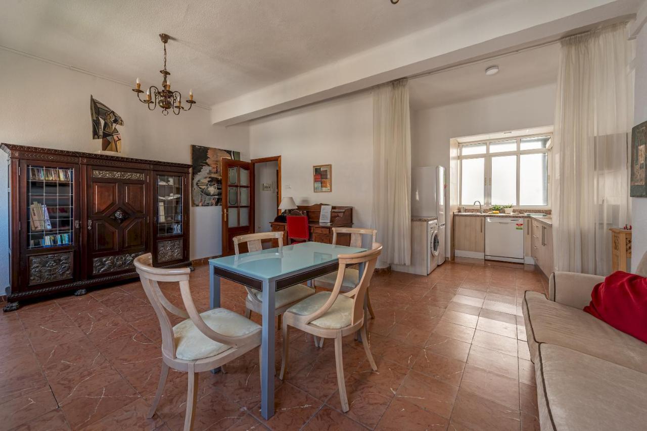 Wide And Traditional- 2Bd 1Bth- Gavidia Севилья Экстерьер фото